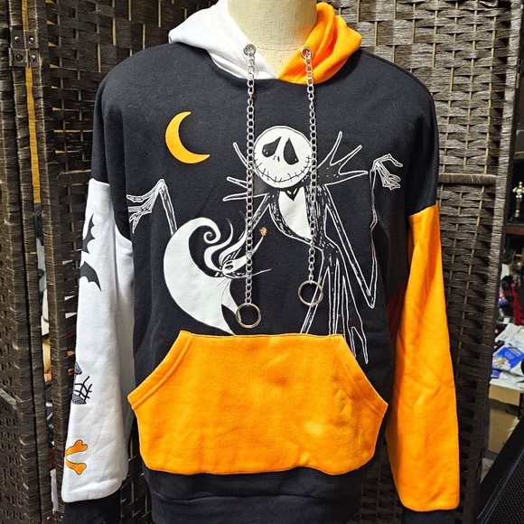 Nightmare before Christmas, Jack Skellington sweatshirt and beanie bundle - Picture 1 of 9